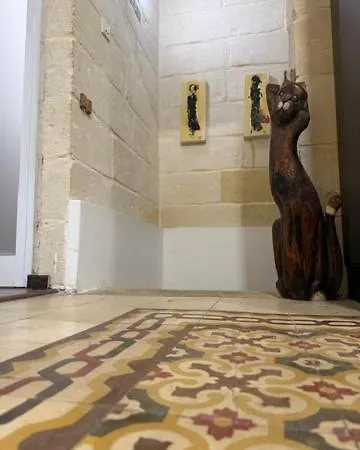 別荘 A House Full Of Authentic Charm In The Heart Of The 3 Cities, Very Close To The Capital City, Valletta *