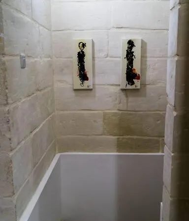 Charming And Gorgeous Traditional House In Which Is Only A Two Minute Walk Away To The Centre Makes It Perfect For A Cozy In Malta Holiday home *