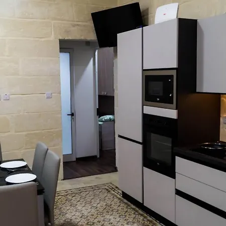 Holiday home Charming And Gorgeous Traditional House In Which Is Only A Two Minute Walk Away To The Centre Makes It Perfect For A Cozy In Malta *