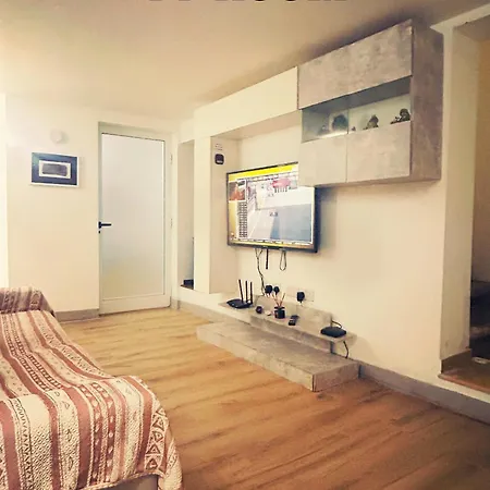 Charming And Gorgeous Traditional House In Which Is Only A Two Minute Walk Away To The Centre Makes It Perfect For A Cozy In Malta Casa vacanze