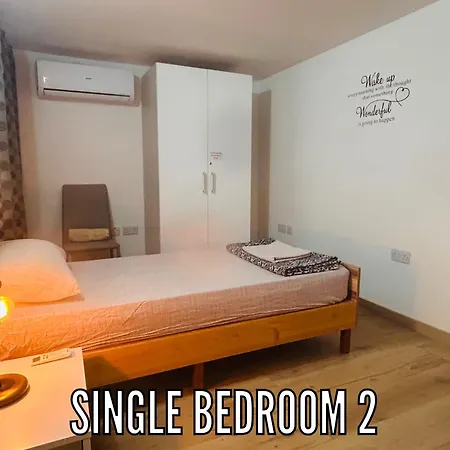 Charming And Gorgeous Traditional House In Which Is Only A Two Minute Walk Away To The Centre Makes It Perfect For A Cozy In Malta Casa vacanze Cospicua