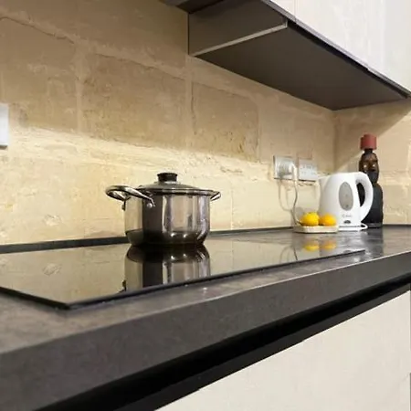 A House Full Of Authentic Charm In The Heart Of The 3 Cities, Very Close To The Capital City, Valletta * Cospicua