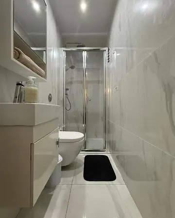 A House Full Of Authentic Charm In The Heart Of The 3 Cities, Very Close To The Capital City, Valletta Hébergement de vacances