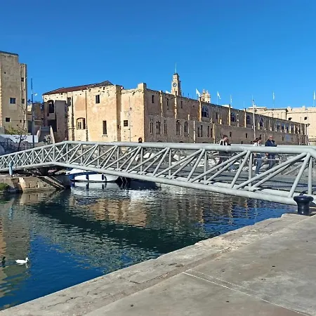 A House Full Of Authentic Charm In The Heart Of The 3 Cities, Very Close To The Capital City, Valletta *