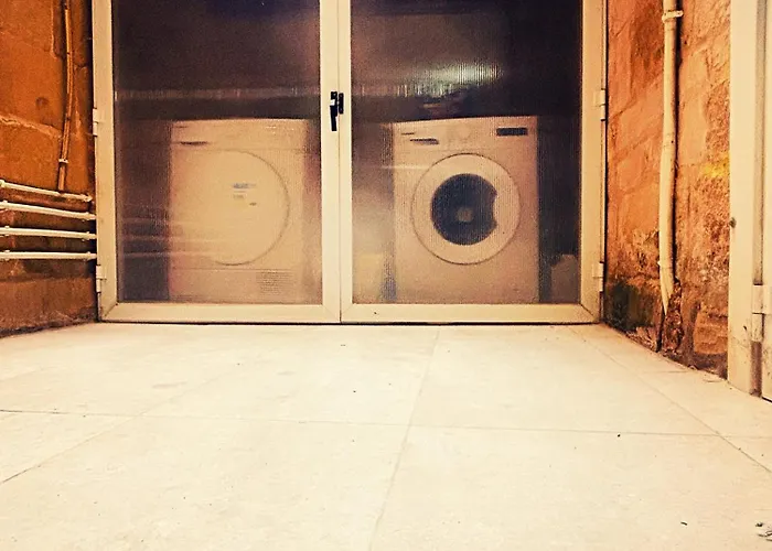 A House Full Of Authentic Charm In The Heart Of The 3 Cities, Very Close To The Capital City, Valletta Nyaraló *